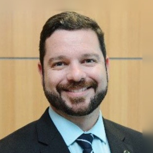 RAFAEL LUISI