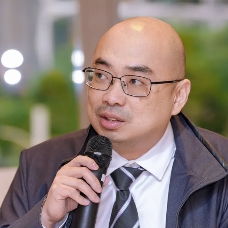 王俊億