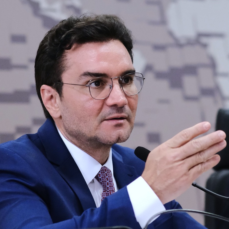 CELSO SABINO DE OLIVEIRA