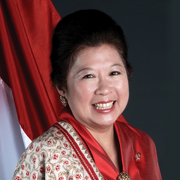 MARI ELKA PANGESTU